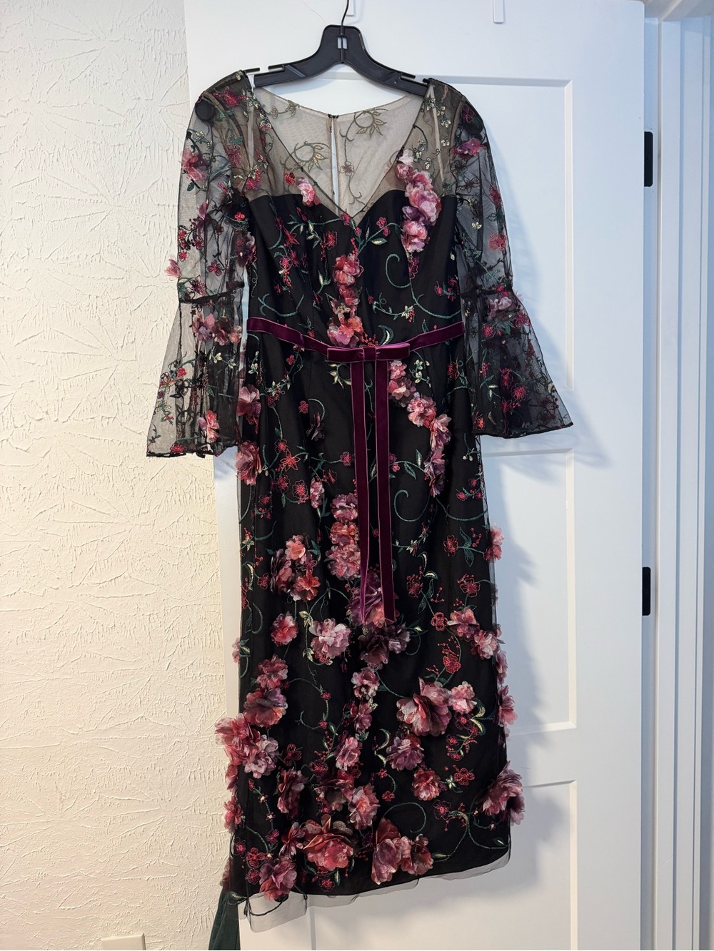 Marchesa Notte floral applique midi dress, sz 4